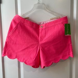 Lilly Pulitzer Buttercup shorts FLAMINGO PIN